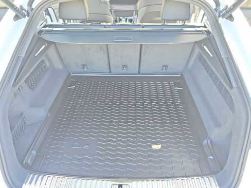 New 2026 Audi RS Q8 performance image 12