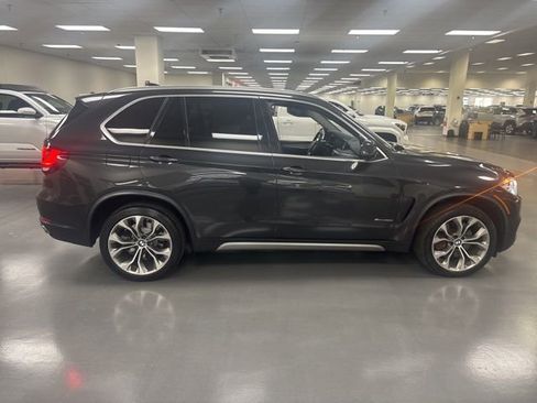 Used 2016 BMW X5 xDrive50i image 8