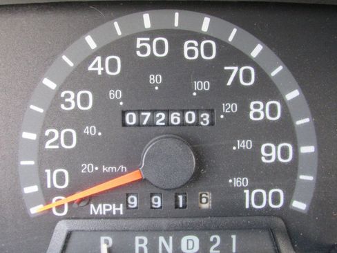 Used 2003 Ford E-150 and Econoline 150 Wagon image 28