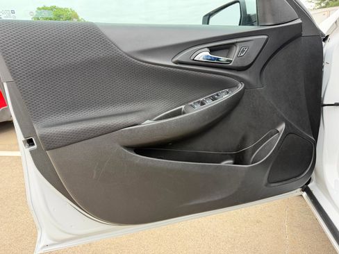Used 2023 Chevrolet Malibu RS w/ LPO, Floor Liner Package FWD image 19