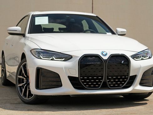 Used 2023 BMW i4 eDrive40 w/ M Sport Package RWD image 4