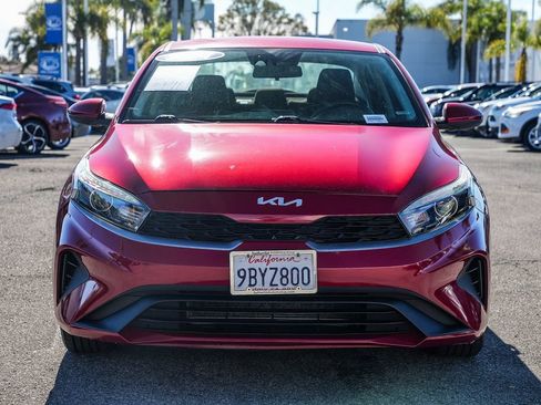 Used 2023 Kia Forte LXS image 2