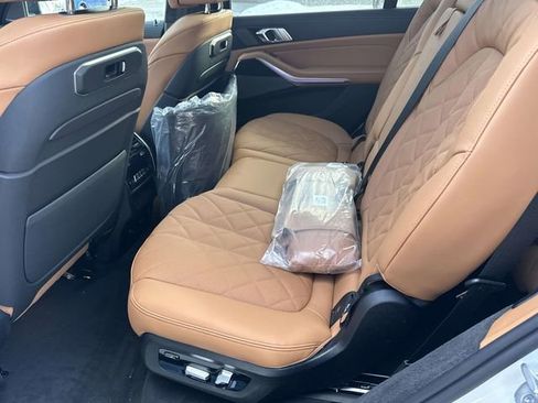 New 2026 BMW X7 xDrive40i w/ M Sport Package image 8