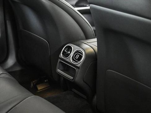 Certified 2026 Mercedes-Benz C 300 4MATIC Sedan image 20