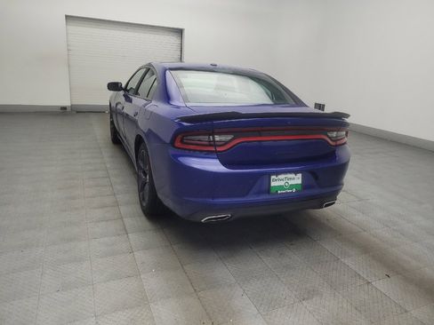 Used 2020 Dodge Charger SXT w/ Blacktop Package RWD image 5