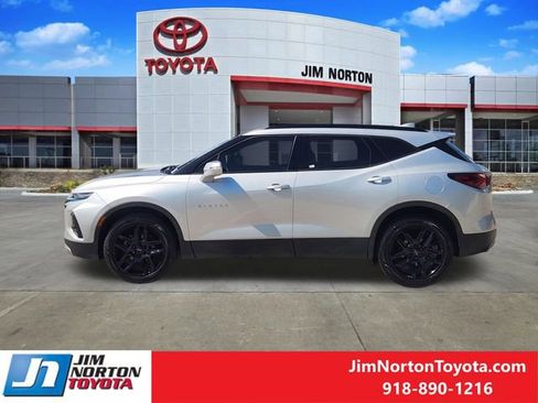 Used 2020 Chevrolet Blazer LT w/ Sound & Technology Package FWD image 5