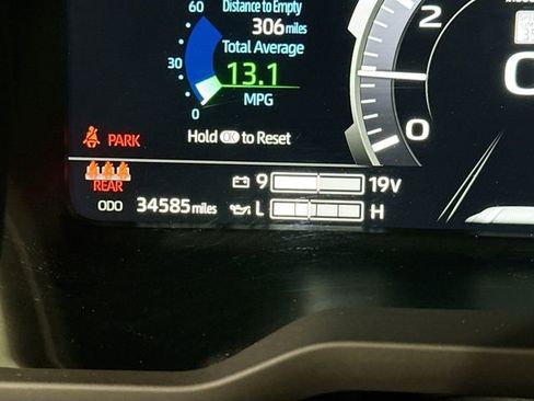 Used 2023 Toyota Tundra Platinum image 13