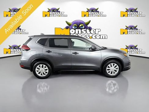 Used 2018 Nissan Rogue S AWD/4WD image 4