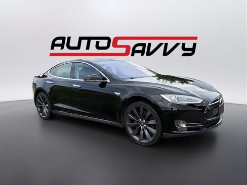 Used 2013 Tesla Model S Performance RWD image 3