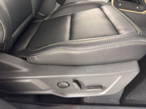 New 2025 Ford Bronco Badlands image 22