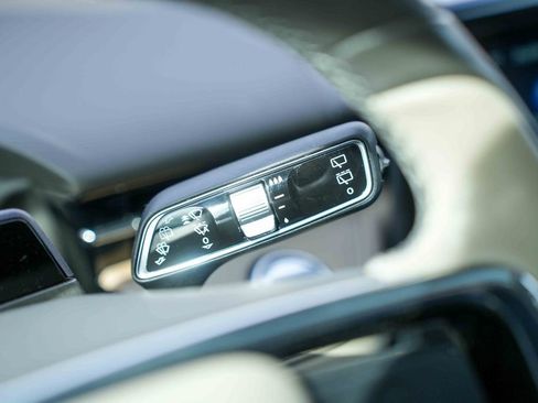 Used 2024 Lincoln Nautilus Reserve w/ Equipment Group 202A image 41