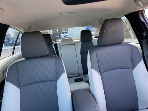 Used 2023 Toyota Corolla LE FWD image 19