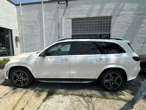 Used 2021 Mercedes-Benz GLS 580 4MATIC w/ Exclusive Trim Package image 5