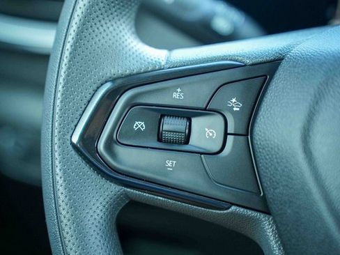 Used 2025 Chevrolet TrailBlazer LS w/ LS Convenience Package image 29