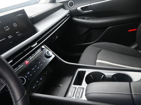 Certified 2024 Hyundai Sonata SEL image 19
