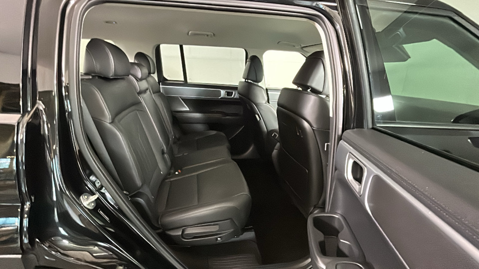 Certified 2024 Hyundai Santa Fe SEL AWD/4WD image 38