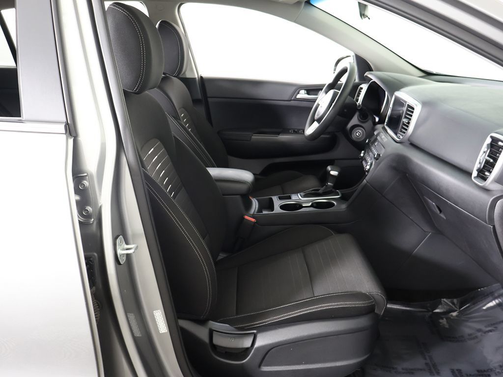 Used 2020 Kia Sportage LX w/ LX Popular Package AWD/4WD image 28