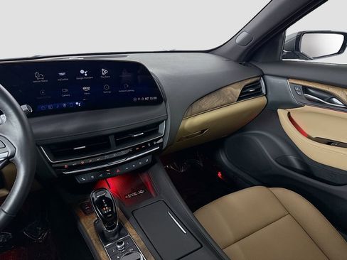 Used 2025 Cadillac CT5 Premium Luxury image 23
