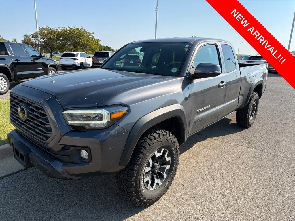 Used 2021 Toyota Tacoma TRD Off-Road w/ TRD Premium Off Road Package AWD/4WD image 1