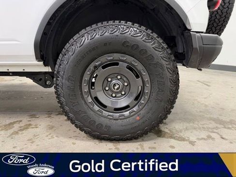 Certified 2024 Ford Bronco Badlands image 8
