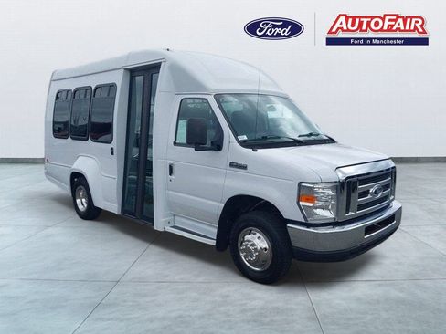 Used 2018 Ford E-350 and Econoline 350 Super Duty w/ Shuttle Bus Prep Package RWD image 1