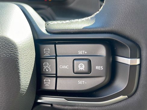 New 2026 Jeep Cherokee Overland AWD/4WD image 16