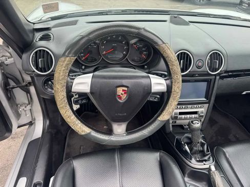 Used 2005 Porsche Boxster RWD image 16