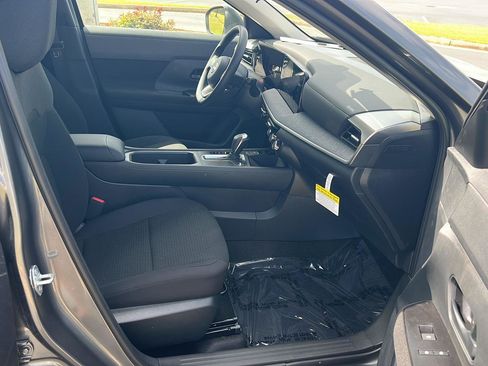 New 2026 Nissan Kicks S image 12