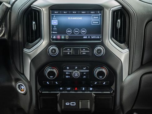 Used 2020 Chevrolet Silverado 1500 LT w/ All-Star Edition AWD/4WD image 27