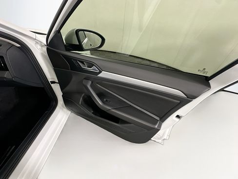 Used 2025 Volkswagen Jetta S FWD image 30