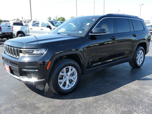 Used 2023 Jeep Grand Cherokee L Limited AWD/4WD image 10