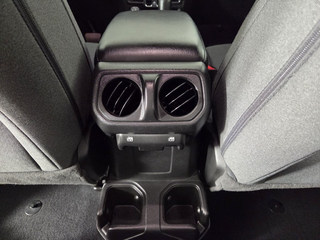 Used 2025 Jeep Wrangler Unlimited Sport AWD/4WD image 24