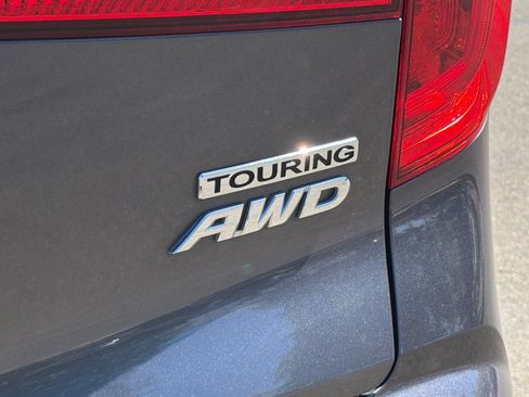 Used 2018 Honda Pilot Touring image 27