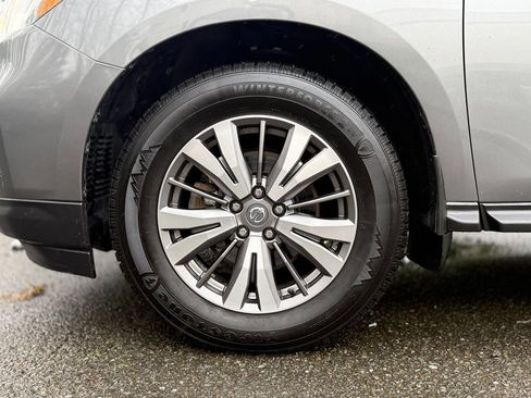 Used 2020 Nissan Pathfinder S AWD/4WD image 13