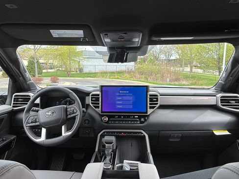 New 2026 Toyota Tundra Limited AWD/4WD image 16