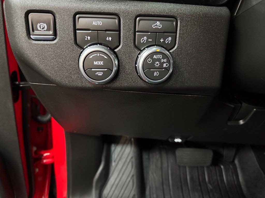 Used 2026 GMC Sierra 1500 Elevation AWD/4WD image 33