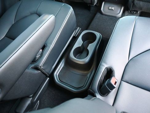 New 2026 Toyota Highlander XLE AWD/4WD image 20