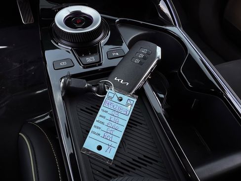 Used 2023 Kia EV6 GT image 34