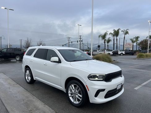 Used 2022 Dodge Durango GT image 2