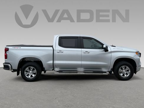 Used 2022 Chevrolet Silverado 1500 LT image 6
