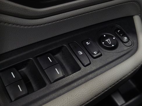 Used 2019 Honda Odyssey EX-L image 27