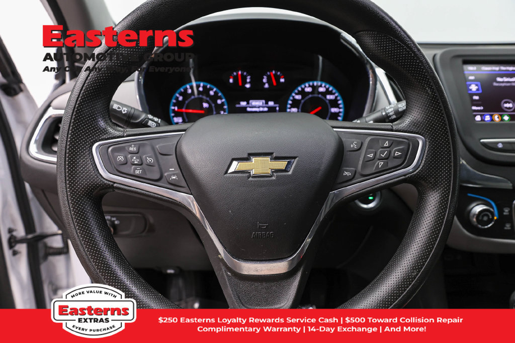 Used 2023 Chevrolet Equinox LS w/ Driver Confidence II Package FWD image 11