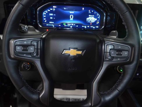 Used 2024 Chevrolet Silverado 1500 High Country AWD/4WD image 31