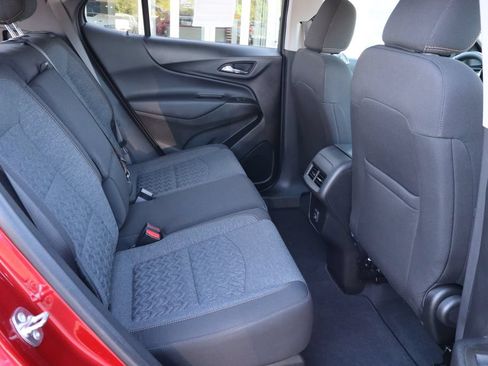 Used 2023 Chevrolet Equinox LT AWD/4WD image 19