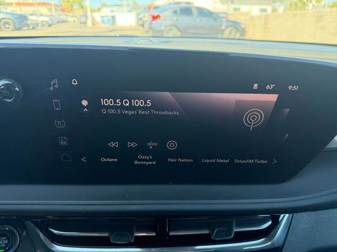 Used 2025 Buick Envista Sport Touring image 20