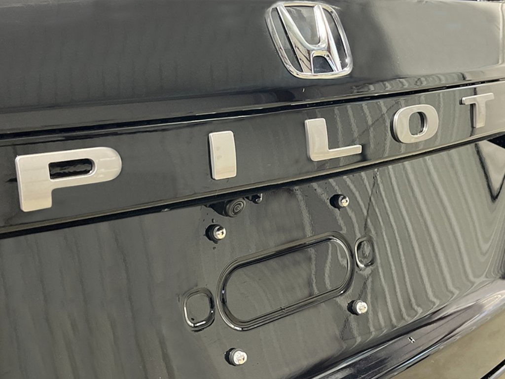 New 2026 Honda Pilot Touring image 6