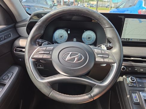 Used 2024 Hyundai Palisade Limited FWD image 13