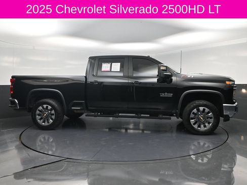 Used 2025 Chevrolet Silverado 2500 LT w/ Texas Edition AWD/4WD image 4