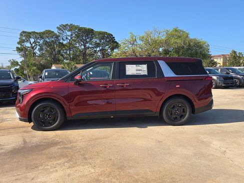 New 2026 Kia Carnival image 5