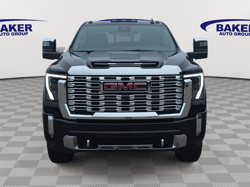 New 2026 GMC Sierra 2500 Denali w/ Denali Reserve Package image 2